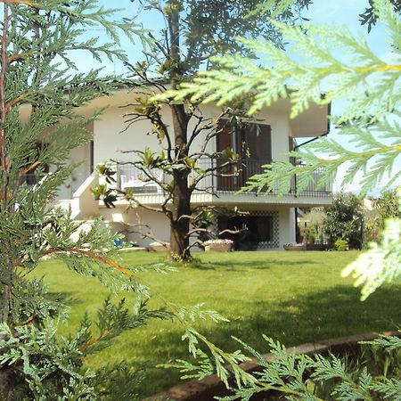 B&B Rosa Del Gardaラツィーゼ エクステリア 写真
